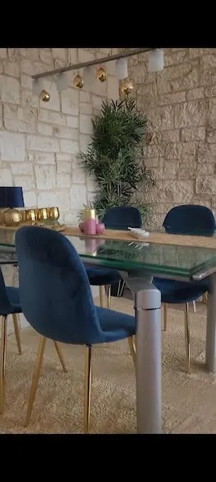 Unique Munich Apartment ウンターハヒング ドイツ