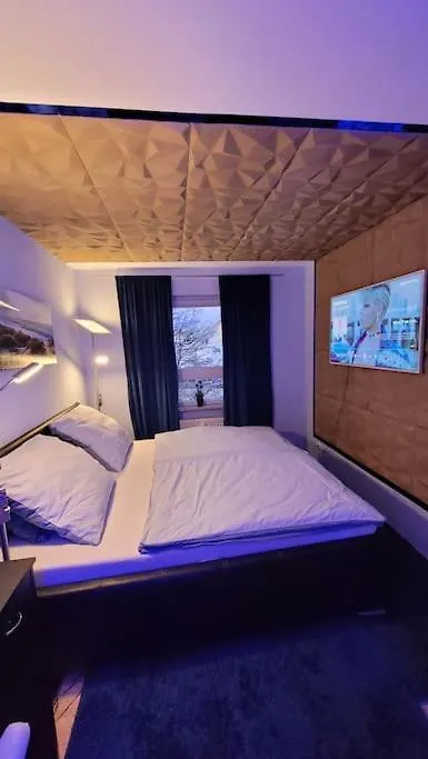 Unique Munich Apartment ウンターハヒング