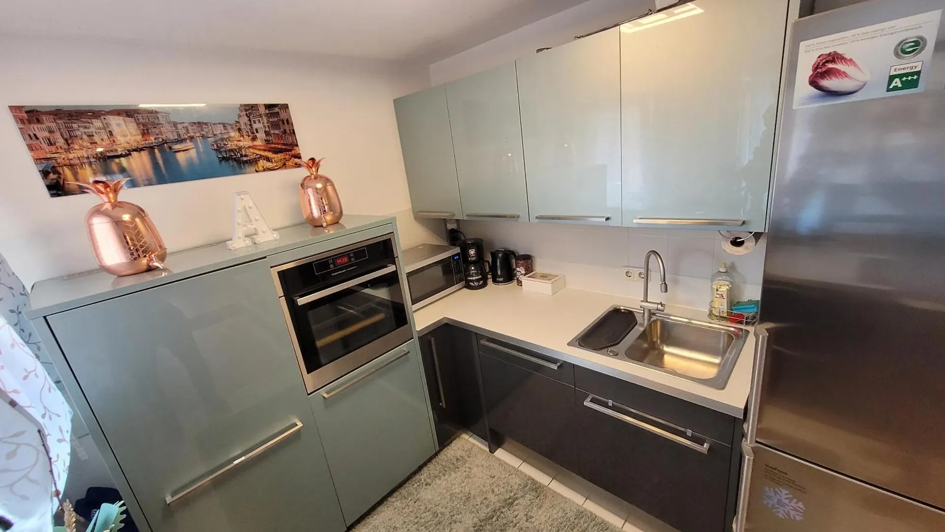 Unique Munich Apartment ウンターハヒング